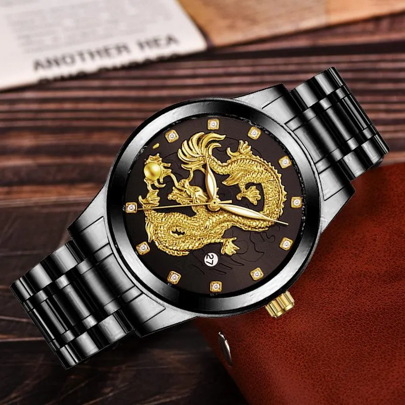 Wristwatches Top Men Quartz Watch Classic Chinese Style Embossed Golden Dragon Steel Band Business Drop