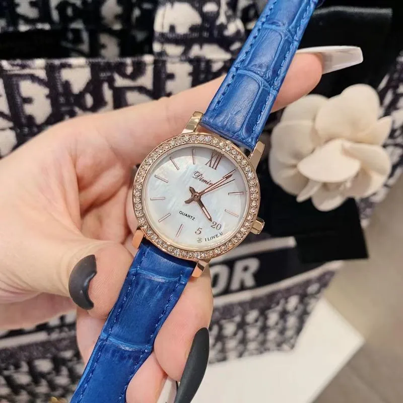 Wristwatches Candy Color Real Leather Strap Wrist Watch For Women Sparkly Crystals Analog Watches Waterproof Shell China Chic LOVE