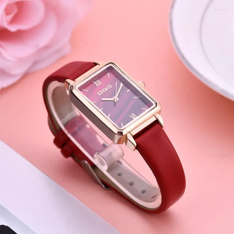 Wristwatches Fashion Rectangle Watches For Women China DQG Ladies Watch Leather Roman Scale Student Clock Quaint