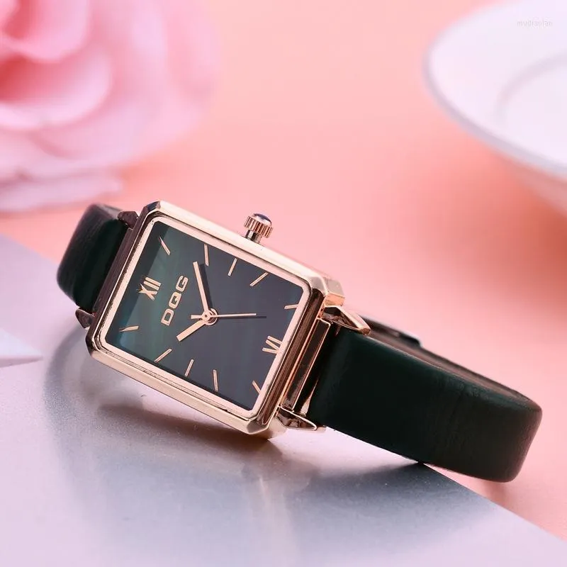 Wristwatches Fashion Rectangle Watches For Women China DQG Ladies Watch Leather Roman Scale Student Clock Quaint