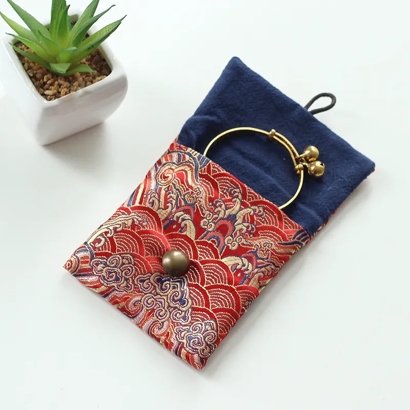 Thicken Small Chinese Silk Brocade Bag Watch Jewelry Storage Bag Travel Bracelet Protective bag Cotton filled Collection pouch