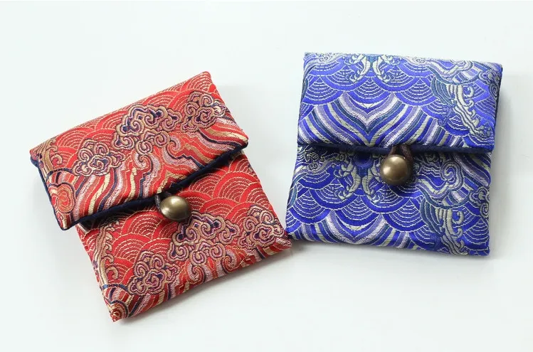 Thicken Small Chinese Silk Brocade Bag Watch Jewelry Storage Bag Travel Bracelet Protective bag Cotton filled Collection pouch